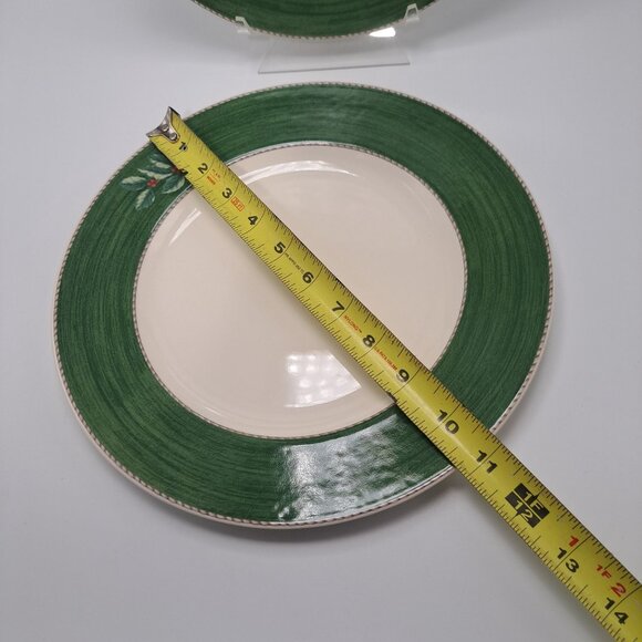 Wedgewood Sarahs Garden Christmas Green Dinner Plates 10-3/4" Holly Design - Picture 2 of 8